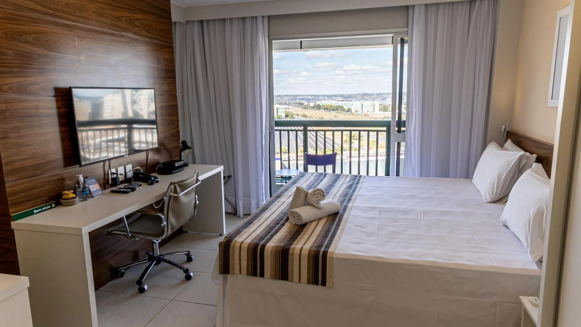Vision Otima Localizacao Vista Incrivel E Muitas Comodidades 巴西利亚
